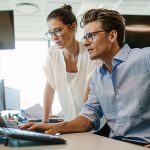 Routers Cisco Catalyst 8300: conectividad segura y potente para sitios críticos